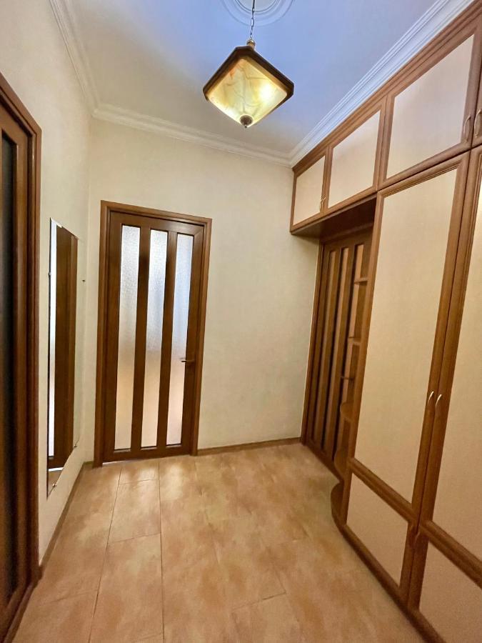 Apartment In The Center Of Γιερεβάν Εξωτερικό φωτογραφία